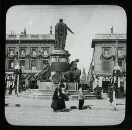 [Plaques de verre du fonds Poirier : Reims / photographies de Marius Poirier et l’abbé Rémi Thinot] | Thinot, Rémi (18..-1915) - abbé. Photographe