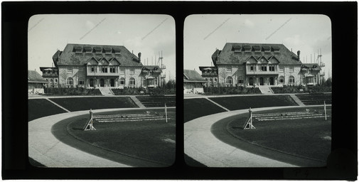 Collège des athlètes avant la Première Guerre mondiale, Parc Pommery. / Photographie de l'abbé Rémi Thinot | Poirier, Marius (1884-1950). Photographe