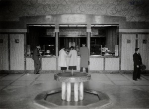 Hall de la bibliothèque Carnegie en 1928