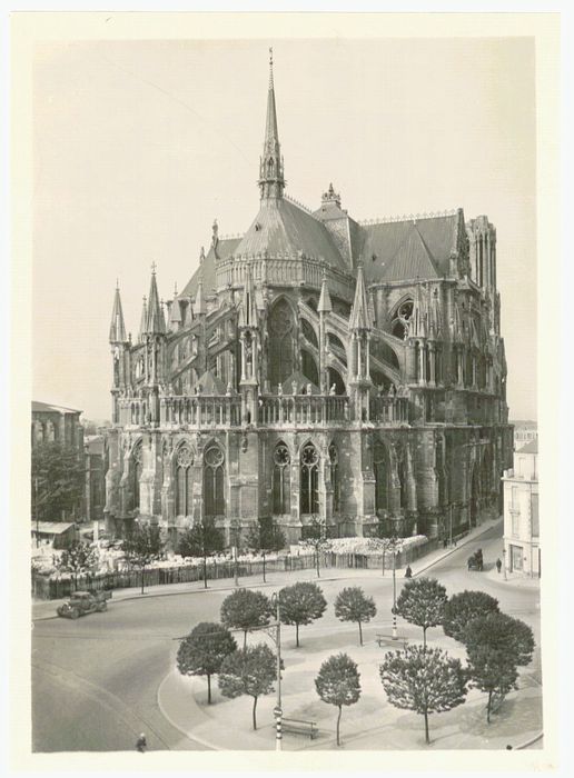 Cathédrale Notre-Dame de Reims - BM Reims, Deneux J032