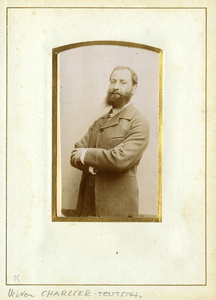 Portrait photographique de Victor Charlier-Teutsch. Album de la bibliothèque, du musée et des archives de Reims : 1804-1904. Estampes recueil 28 