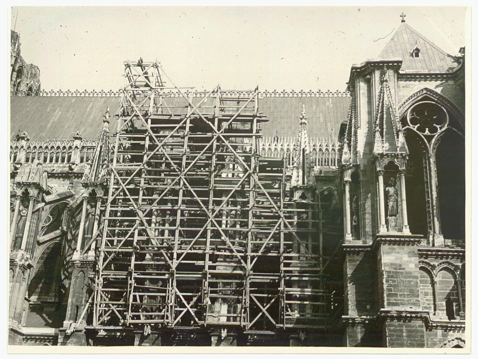 Cathédrale Notre-Dame de Reims - BM Reims, Deneux I67